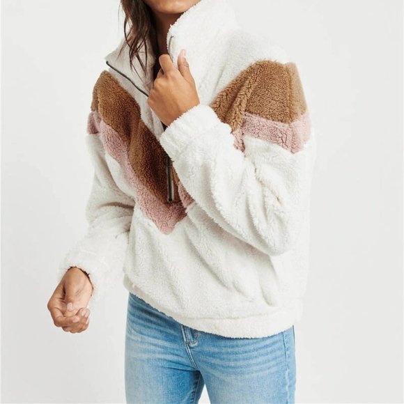 Women's Oversized Sweater - Picture 2 of 3